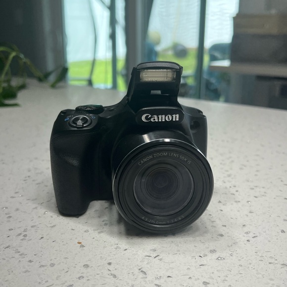 Canon PowerShot SX540 HS Digital Point & Shoot Camera